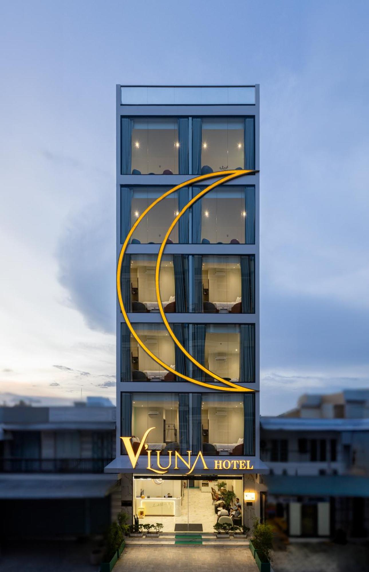 V'Luna Hotel - Managed By Thm Can Tho Bagian luar foto