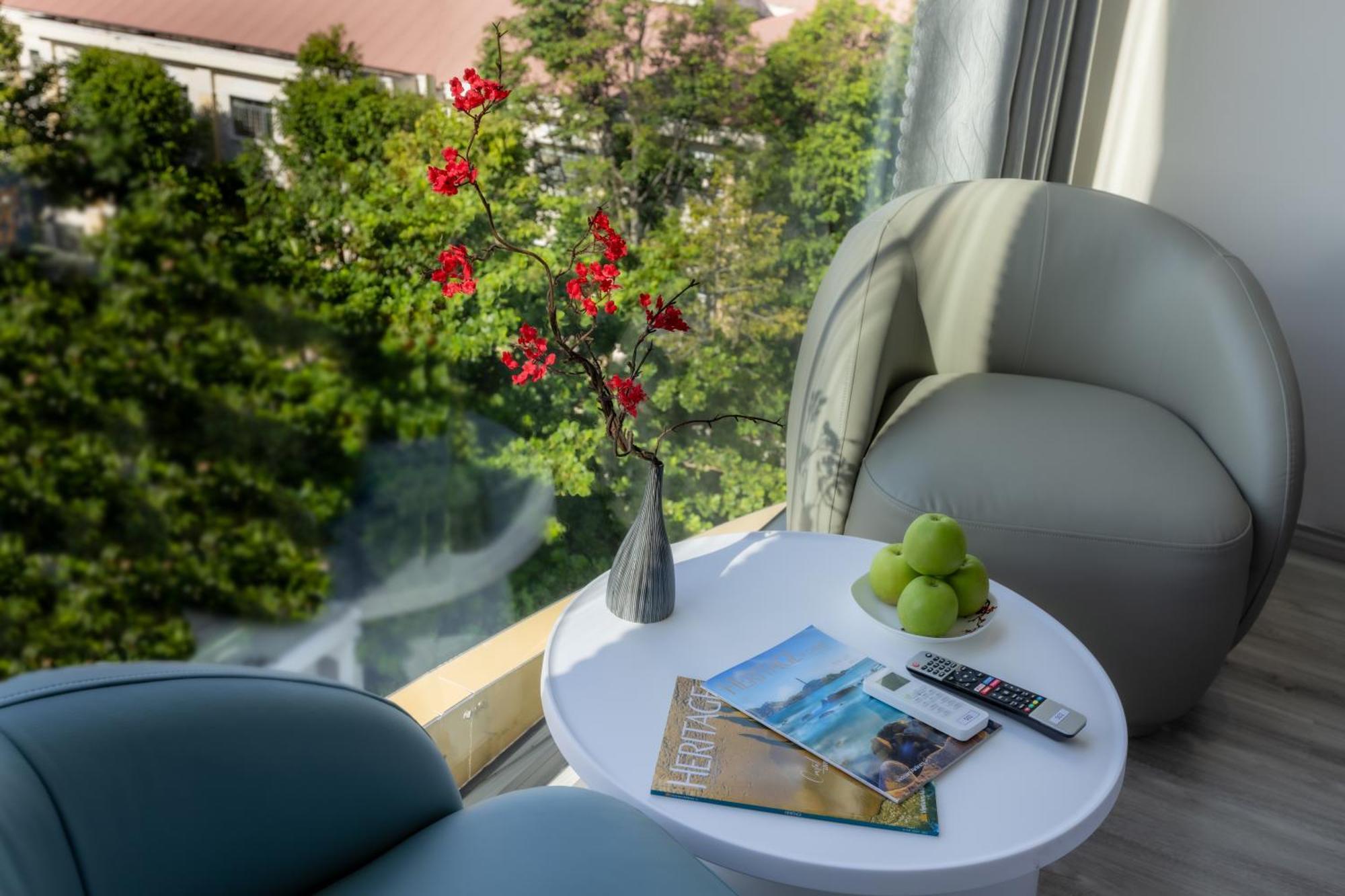 V'Luna Hotel - Managed By Thm Can Tho Bagian luar foto